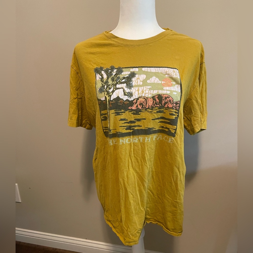 The North Face Graphic Mustard T-Shirt - Picture 3 of 7